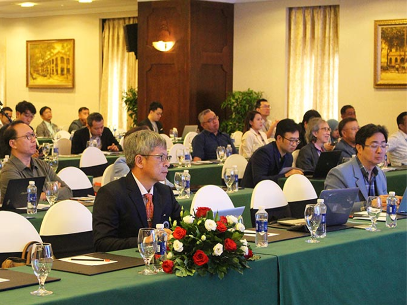 ts-bs-tang-ha-nam-anh-tham-gia-hoi-nghi-claas-lan-thu-14